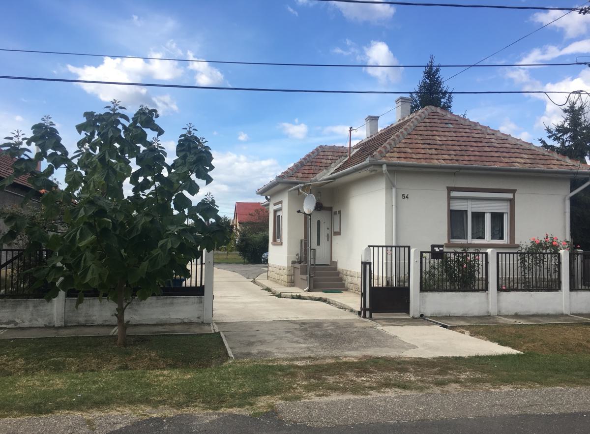 Einfamilienhaus in ruhiger Lage in charmanter ungarischer Kleinstadt Szikszo.